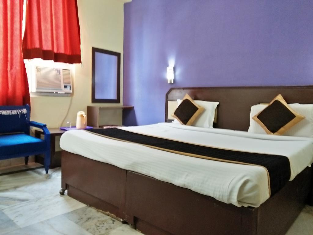 Hotel Zee Агра Экстерьер фото
